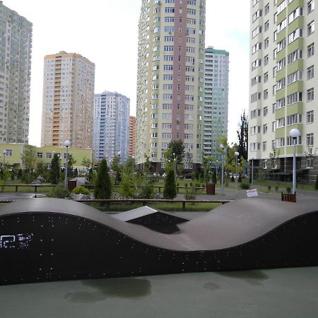 Квартира Парковые Озера Apartment Kiev Luaran gambar
